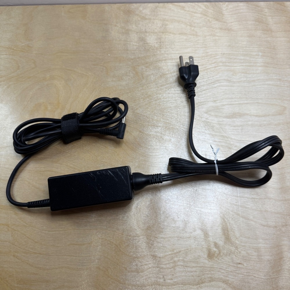 HP 45W AC Adapter Laptop Charger 19.5V 2.31A Blue Tip 741727-001 HSTNN-CA40